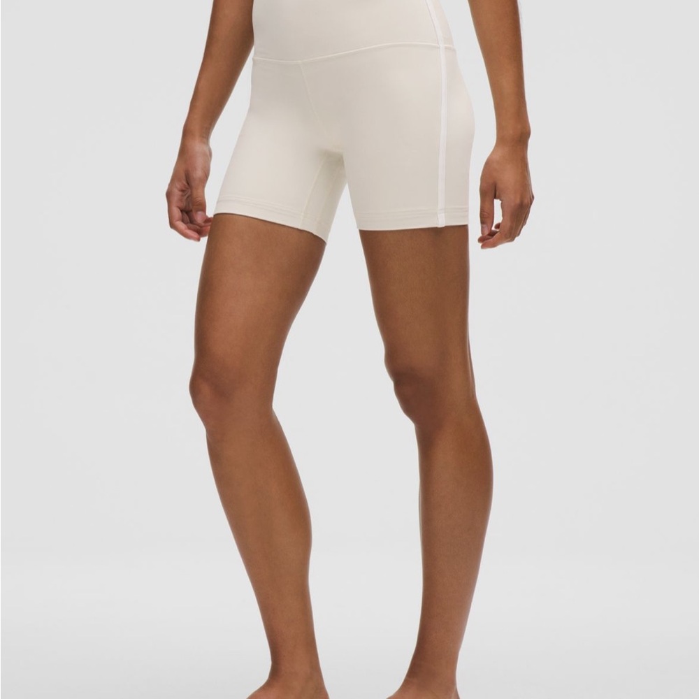 Lululemon Align 15cm size 2